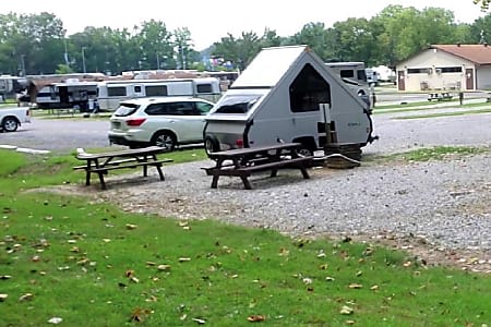 Folding trailer