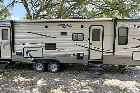 Travel trailer