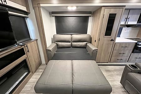 Travel trailer