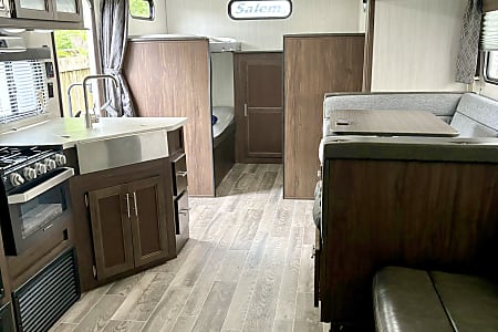 Travel trailer