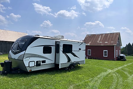 Travel trailer