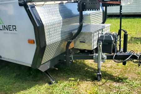 Folding trailer