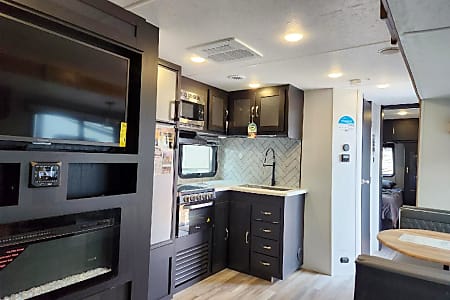 Travel trailer