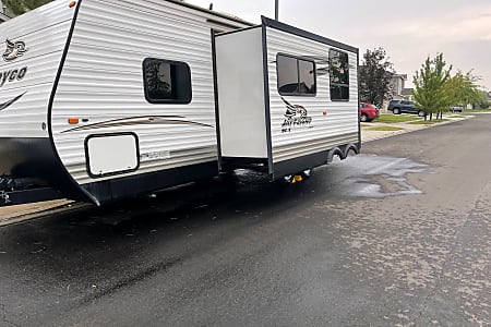 Travel trailer