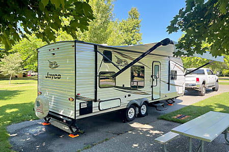 Travel trailer