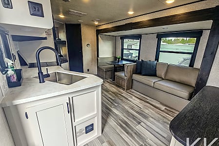Travel trailer