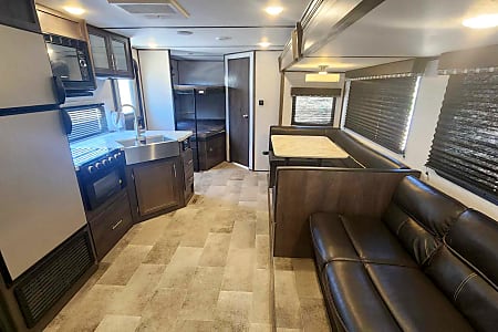 Travel trailer