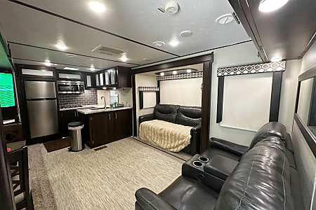 Travel trailer