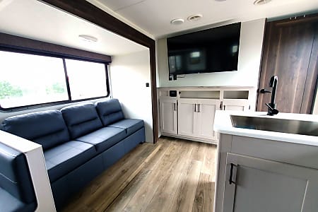 Travel trailer