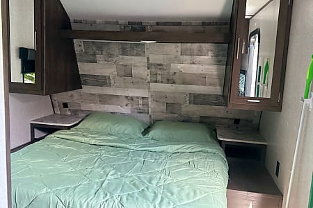 Travel trailer