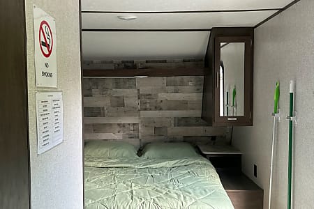 Travel trailer