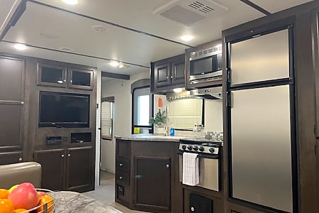 Travel trailer