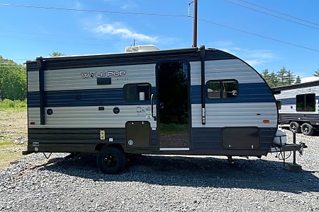 Travel trailer