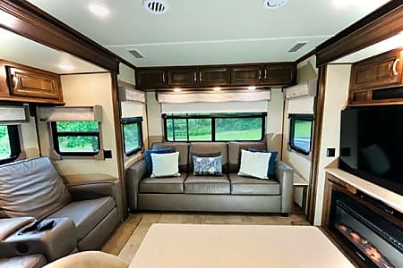 Travel trailer