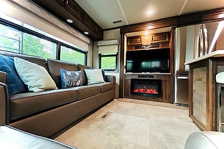 Travel trailer