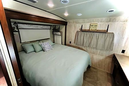 Travel trailer