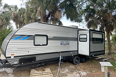 Travel trailer