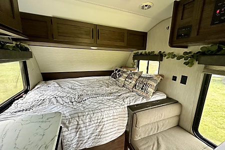 Travel trailer