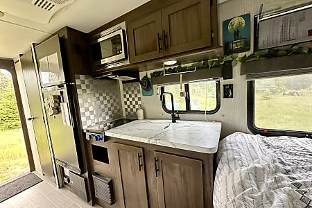 Travel trailer