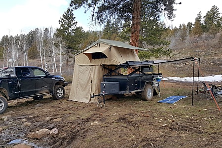 Folding trailer