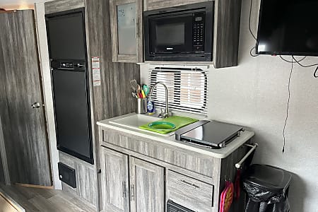 Travel trailer