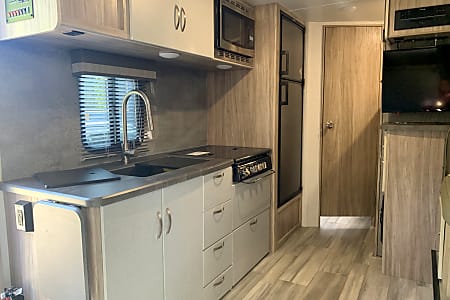 Travel trailer