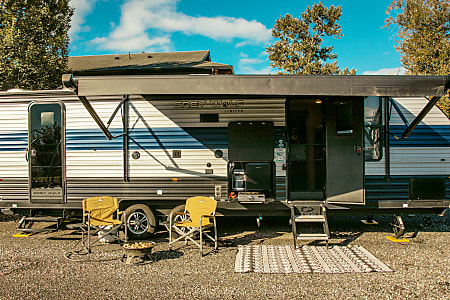 Travel trailer