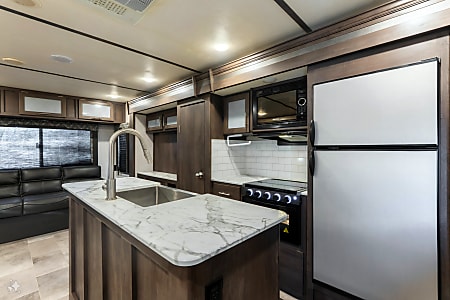 Travel trailer