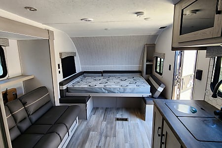 Travel trailer