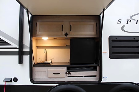 Travel trailer