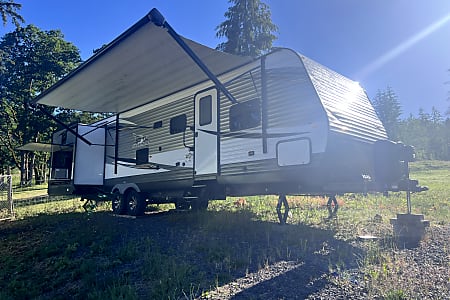 Travel trailer