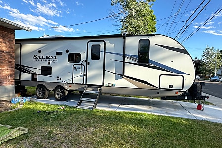 Travel trailer