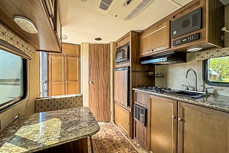 Travel trailer