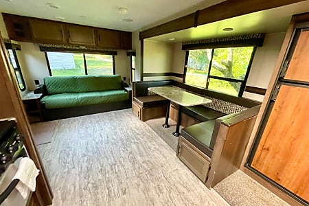 Travel trailer