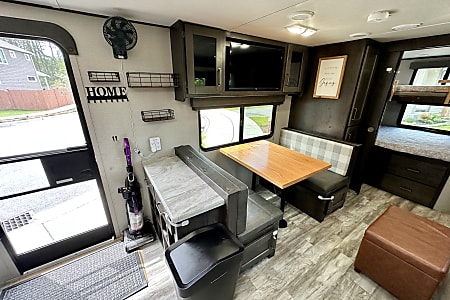 Travel trailer