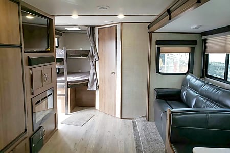 Travel trailer