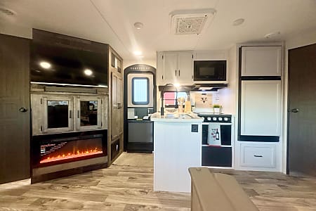 Travel trailer