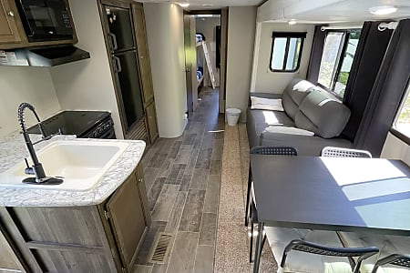 Travel trailer