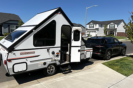 Folding trailer