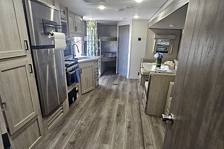 Travel trailer