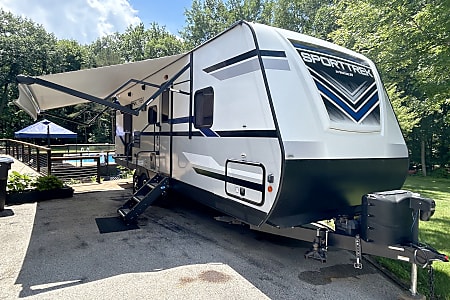 Travel trailer