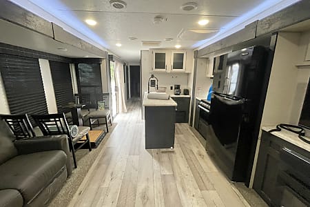 Travel trailer