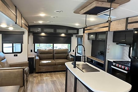 Travel trailer