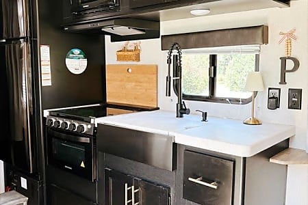 Travel trailer