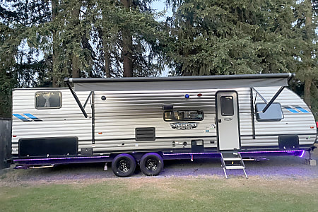 Travel trailer