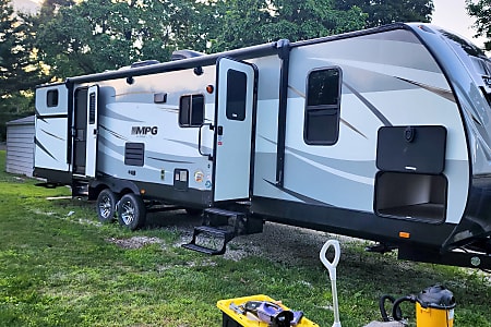 Travel trailer