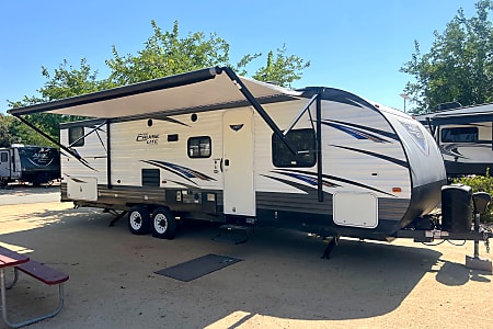 Travel trailer