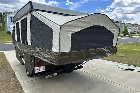 Folding trailer