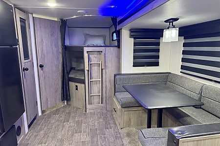 Travel trailer