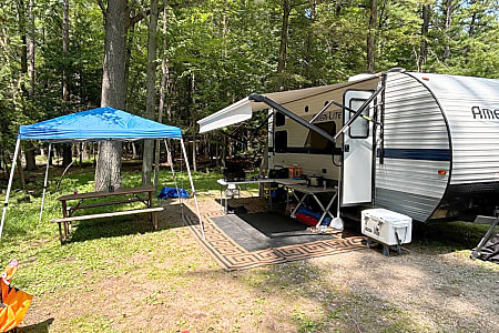 Travel trailer